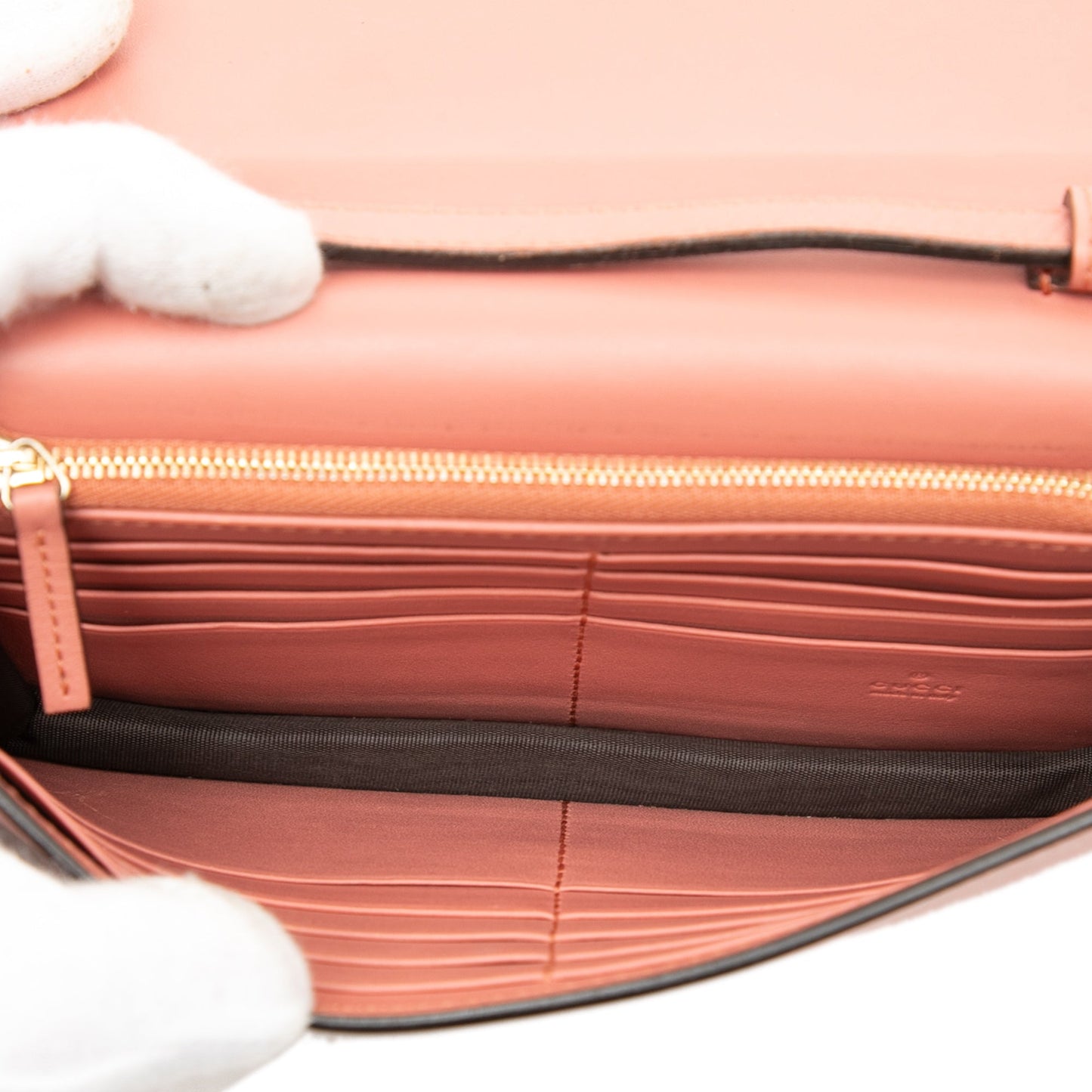 Leather Interlocking G Dollar Wallet On Strap