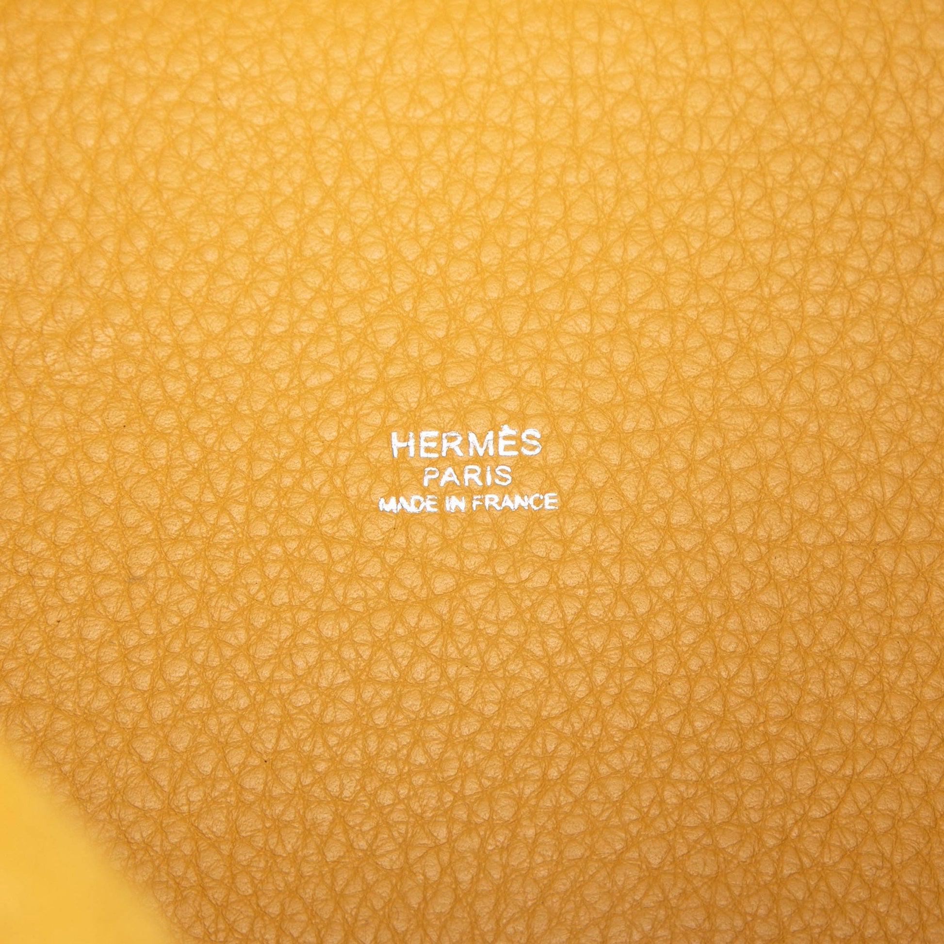 Hermès Clemence Picotin 18