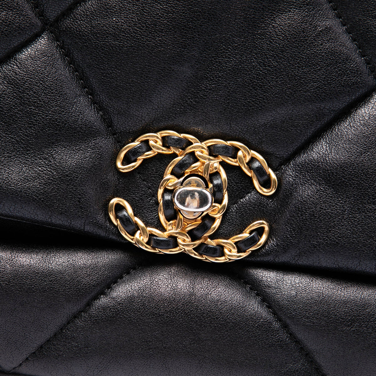 Chanel Medium Lambskin 19 Flap — Black