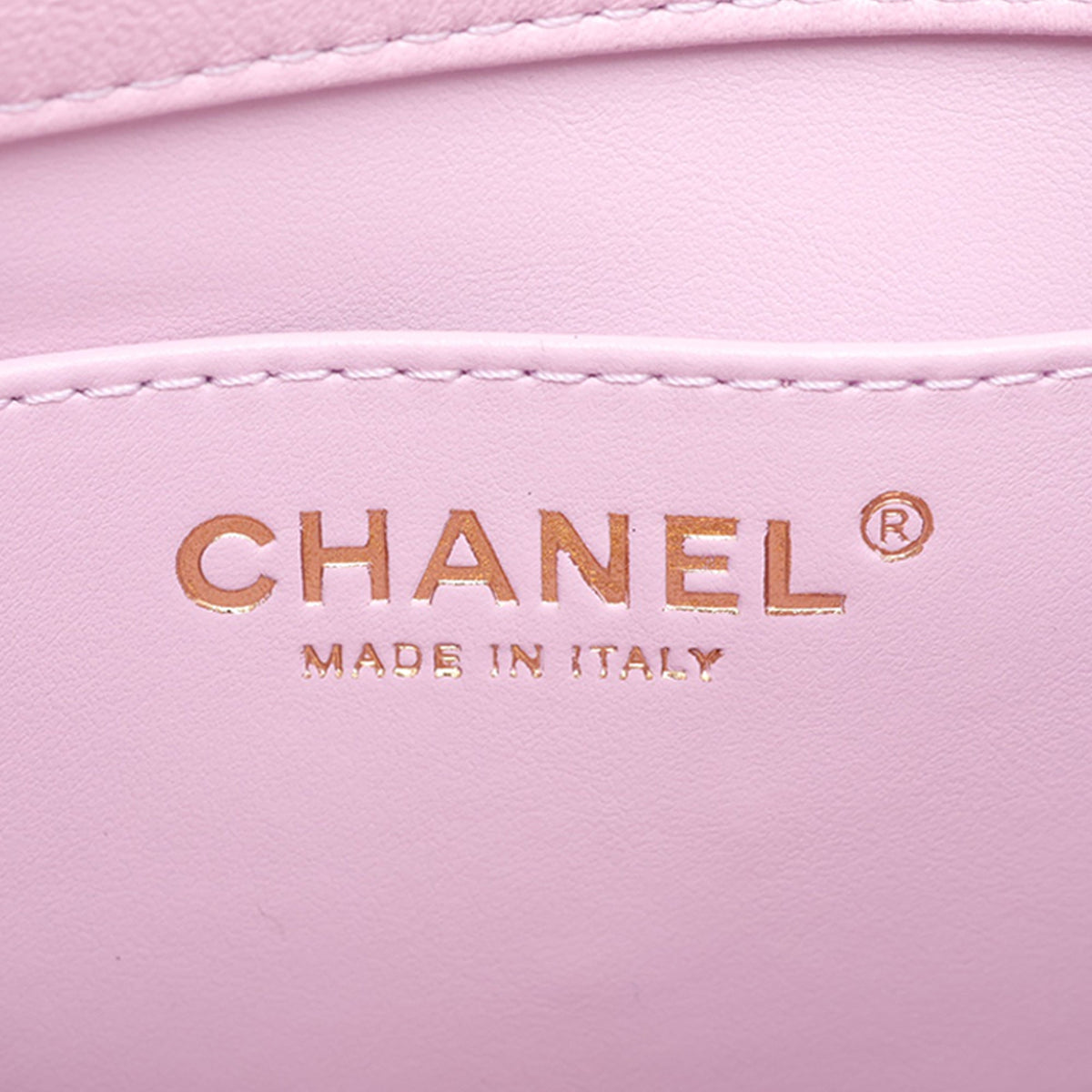 Chanel Mini Quilted  Iridescent Lambskin Pearly Flap — Pink
