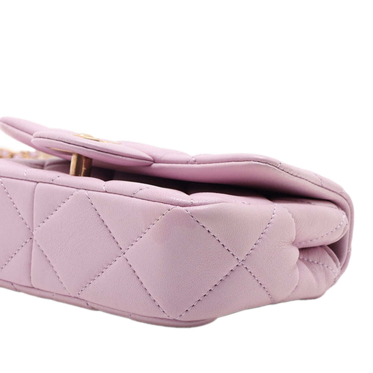 Chanel Mini Quilted  Iridescent Lambskin Pearly Flap — Pink