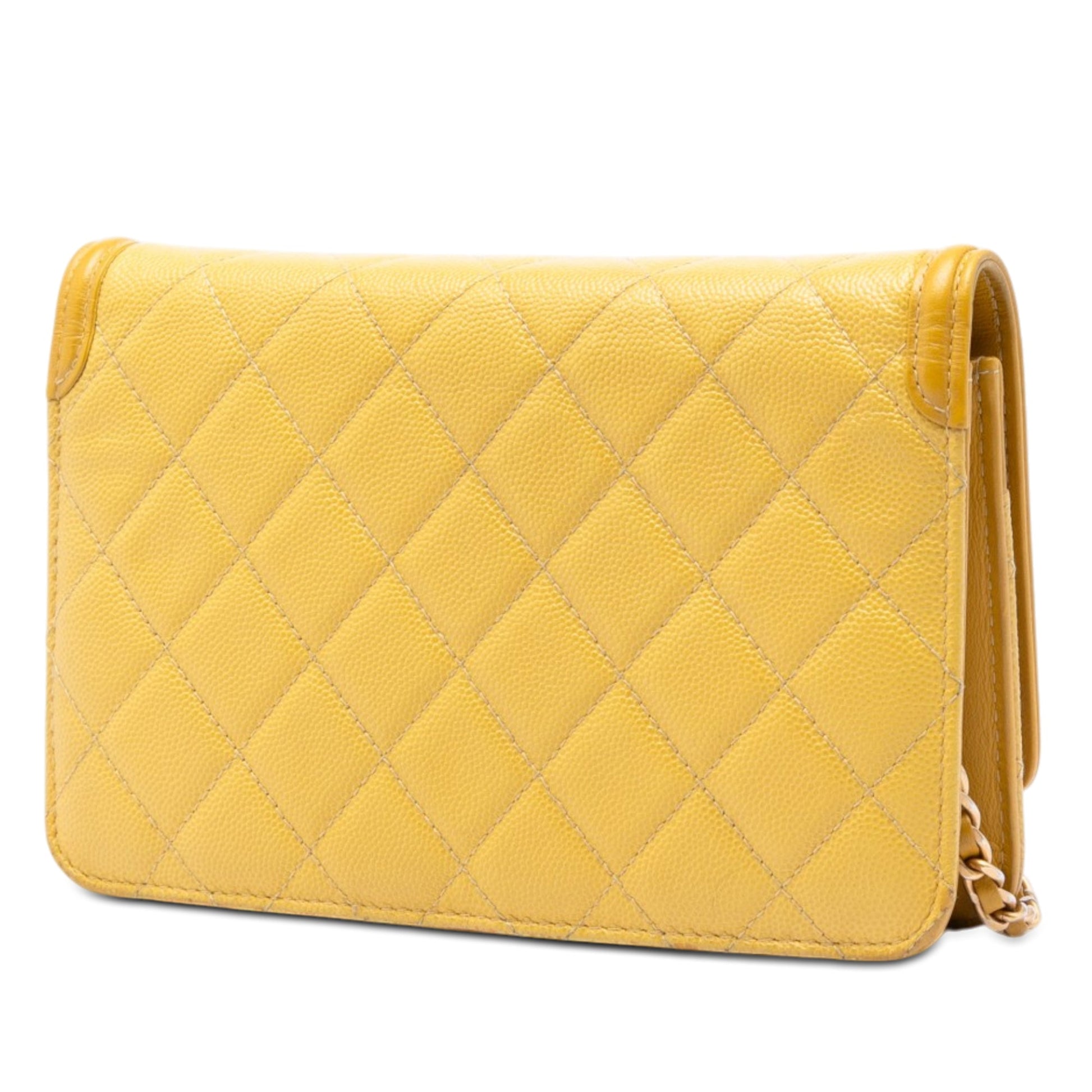 Chanel Caviar CC Filigree Wallet On Chain