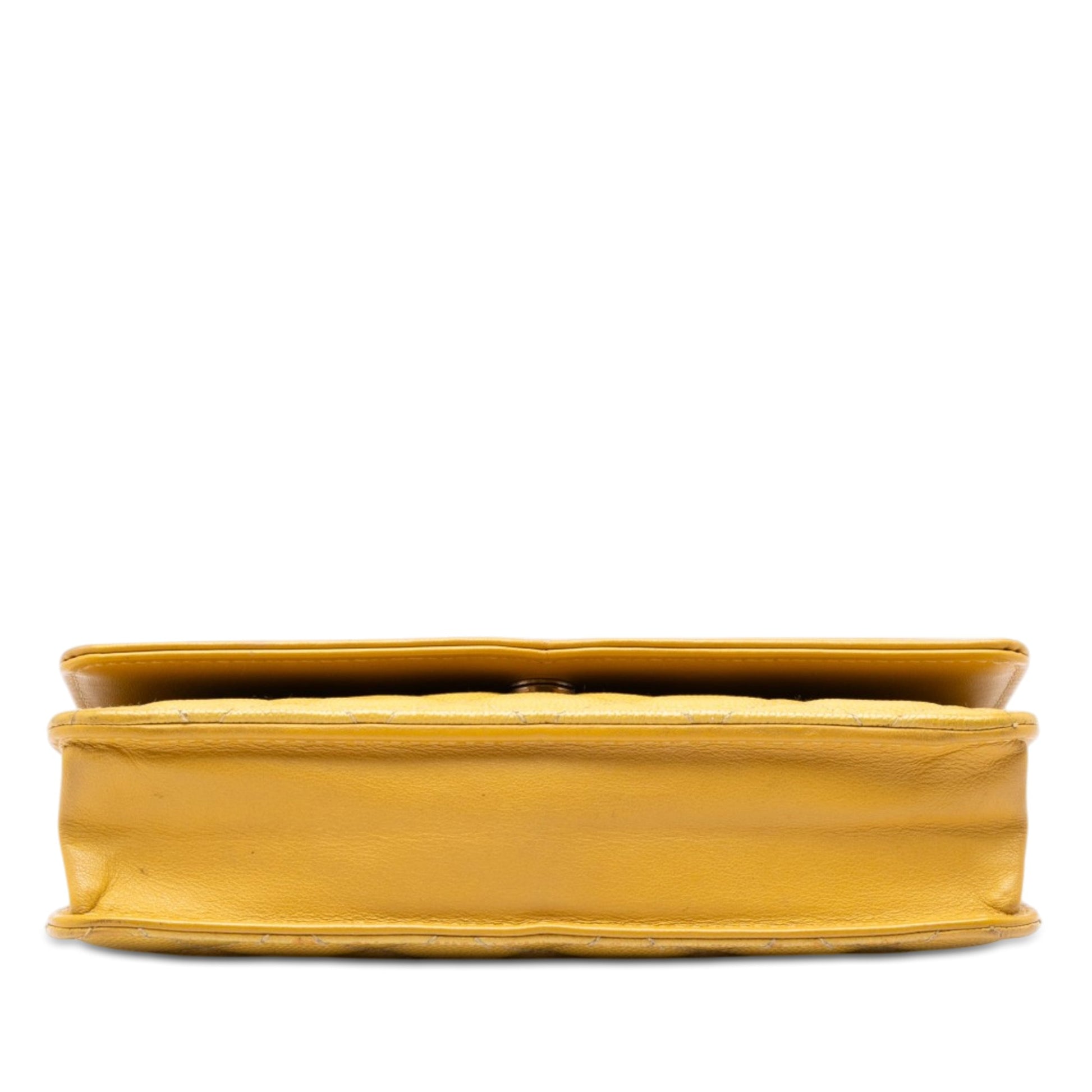 Chanel Caviar CC Filigree Wallet On Chain
