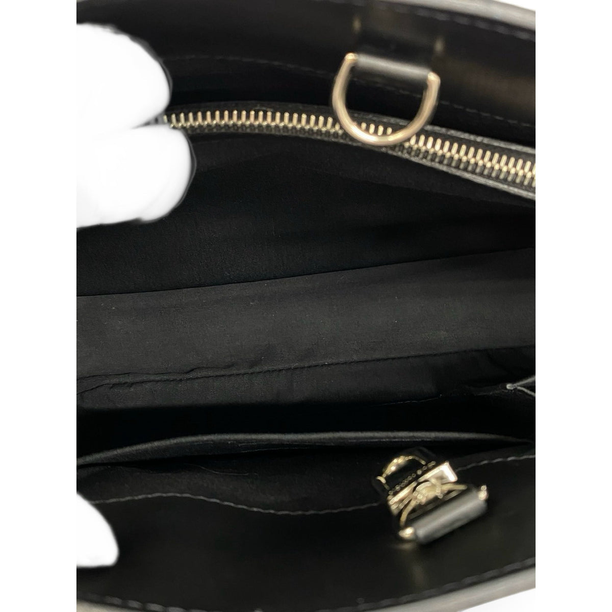 Louis Vuitton Epi Passy PM — Black
