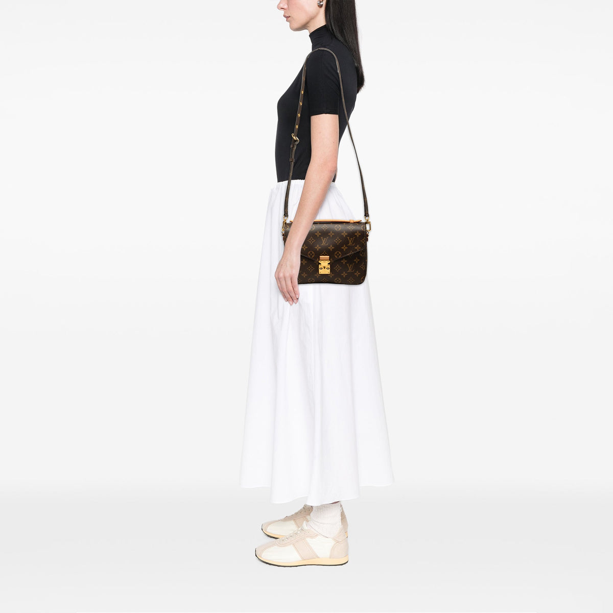 Louis Vuitton Monogram Pochette Metis