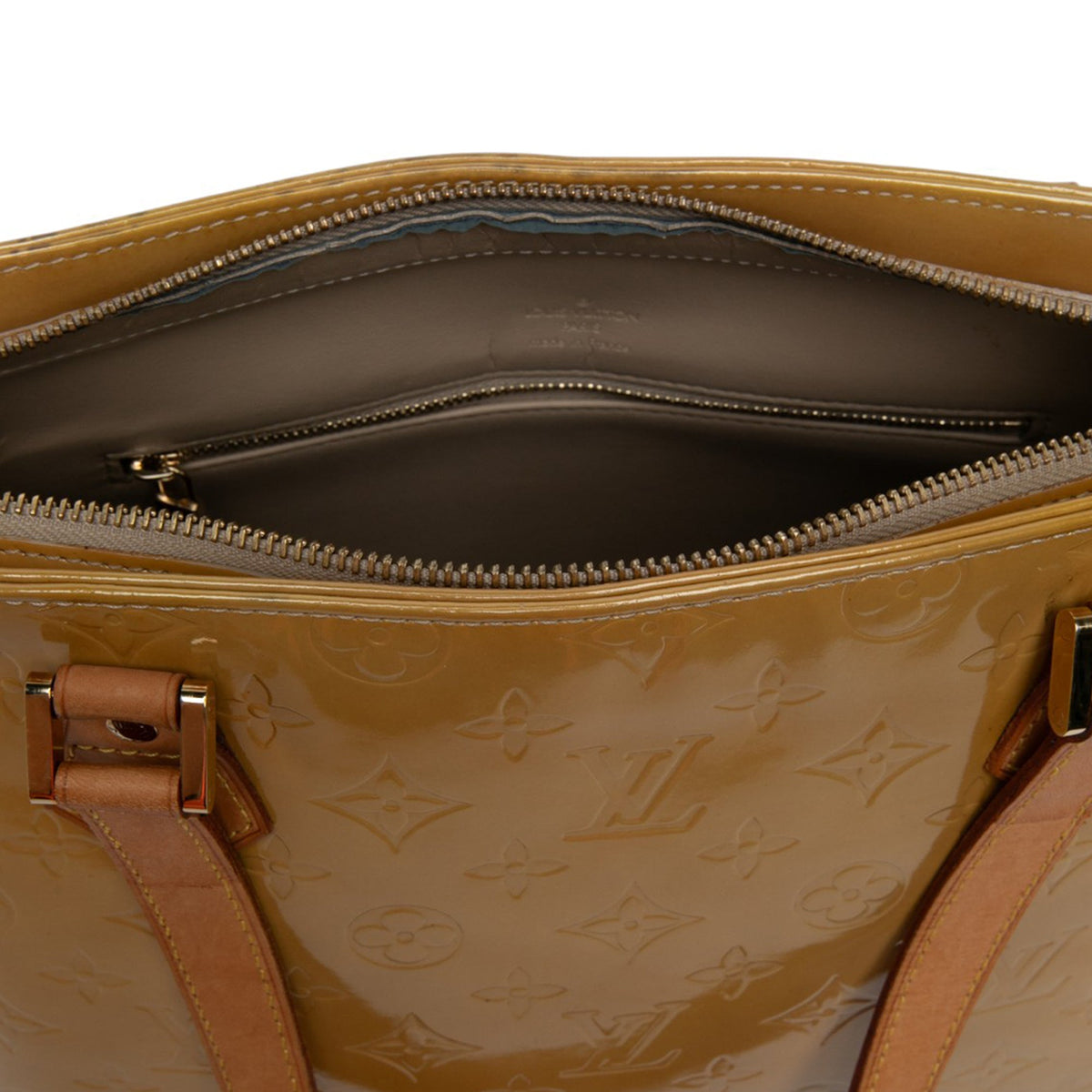 Louis Vuitton Monogram Vernis Houston — Beige
