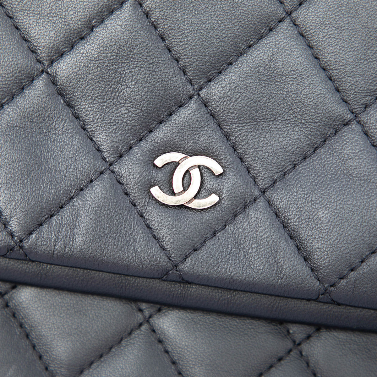 Chanel Quilted Lambskin CC Beauty Foldover Clutch — Black