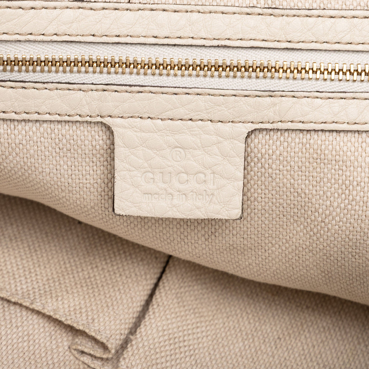 Gucci Medium Calfskin Soho Cellarius Tote — White