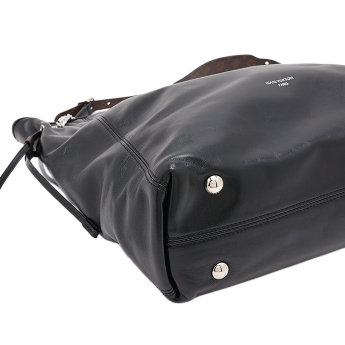 Louis Vuitton Lambskin Off Duty Vibe MM