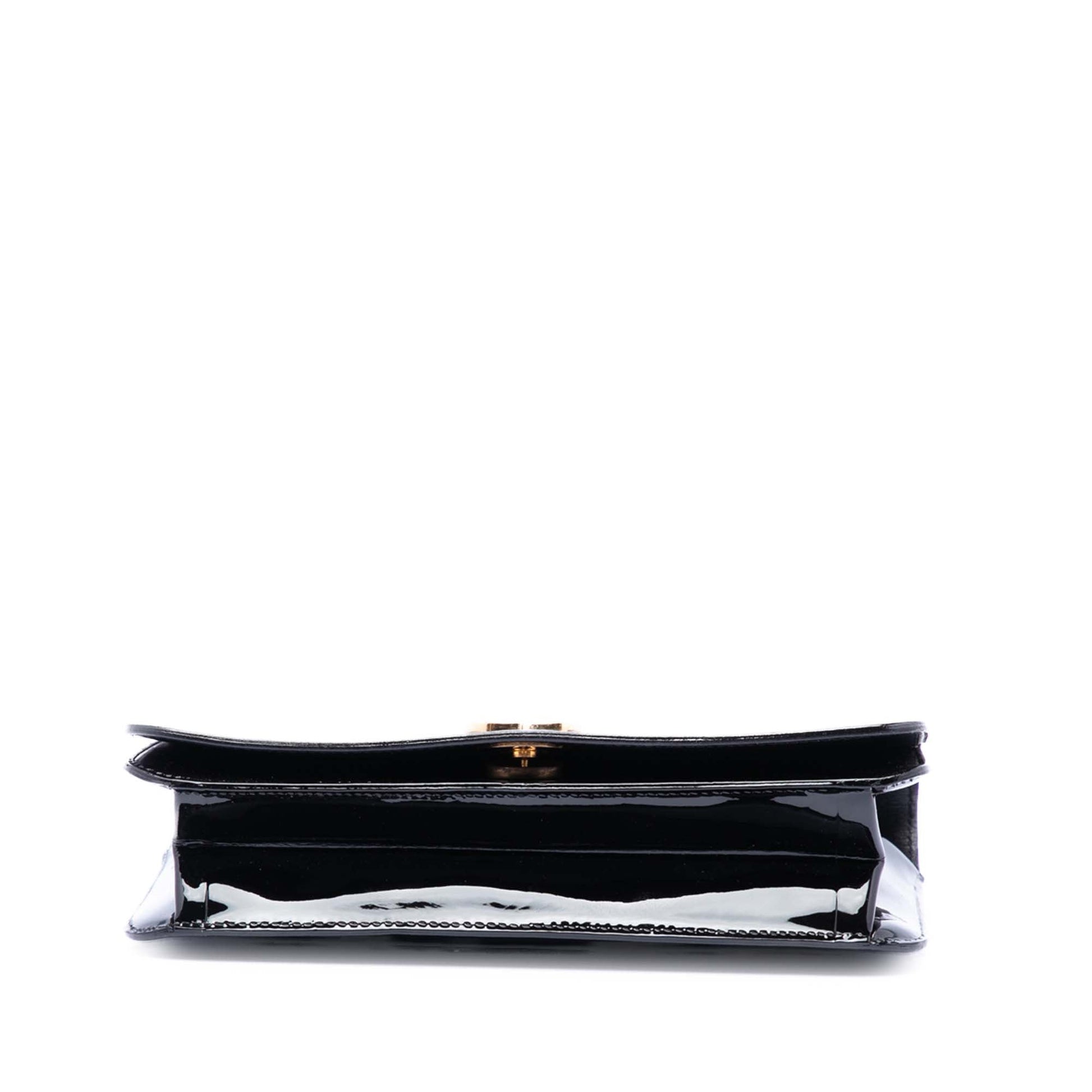 Chanel CC Patent Wallet On Chain