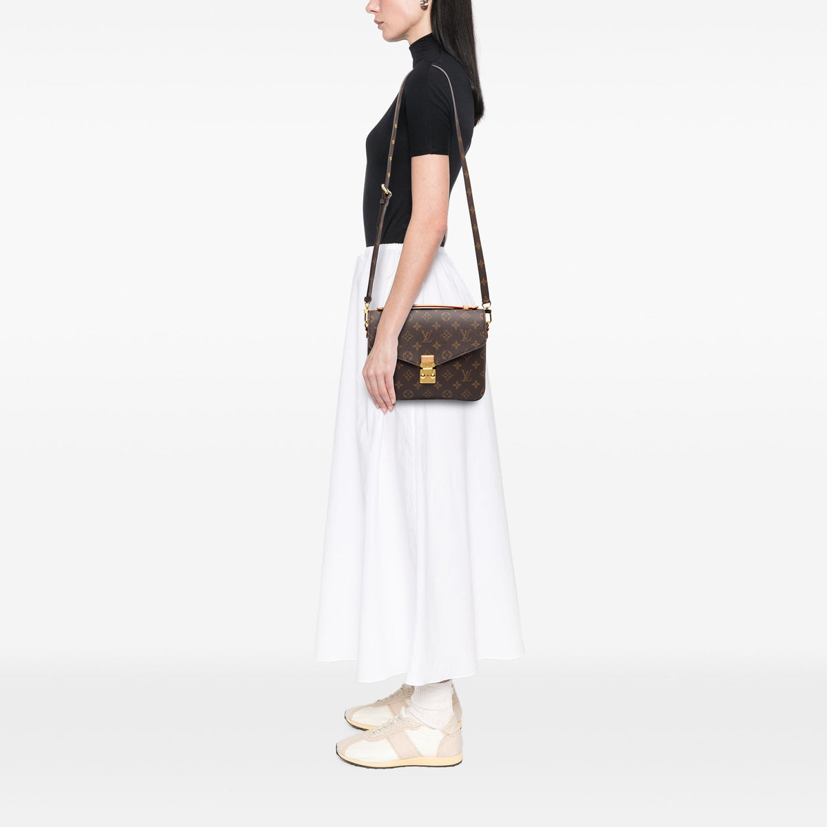 Louis Vuitton Monogram Pochette Metis — Brown