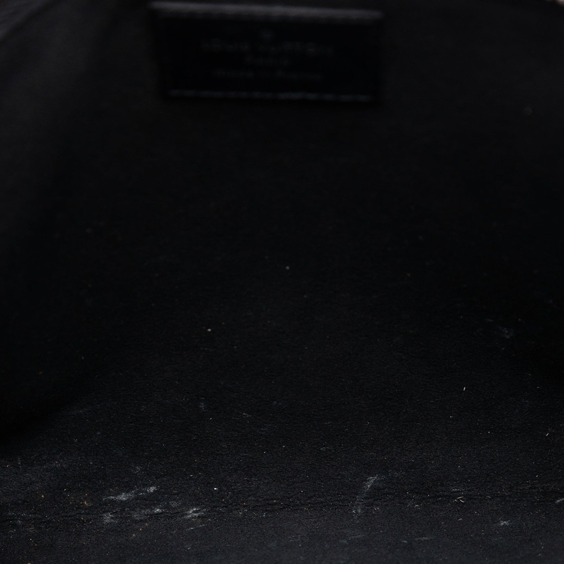 Louis Vuitton Epi Essential V Pochette