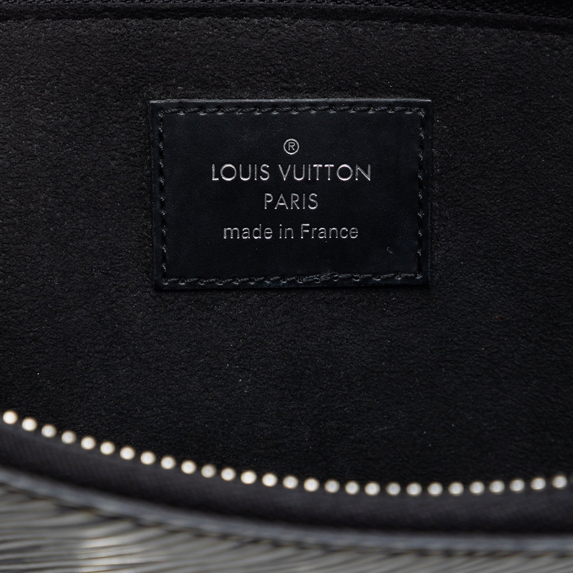 Louis Vuitton Epi Essential V Pochette