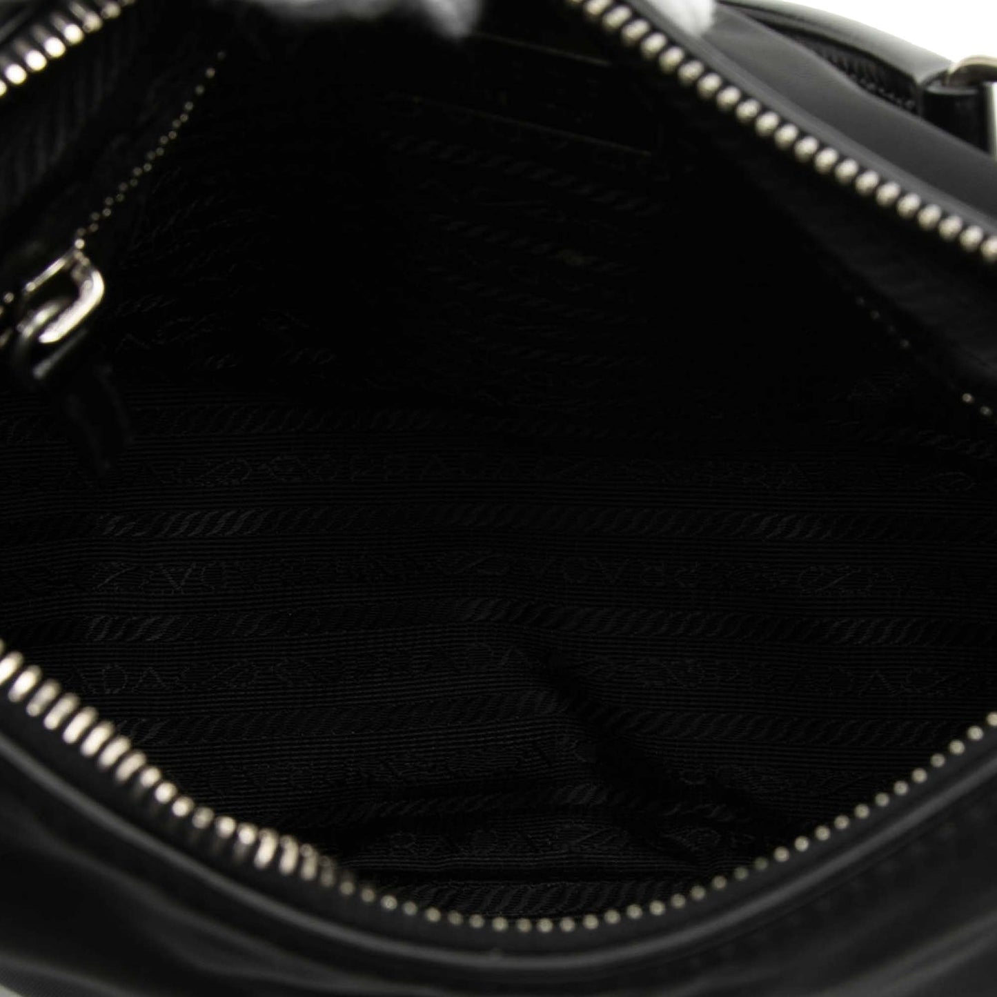Vitello Trimmed Tessuto Shoulder Bag