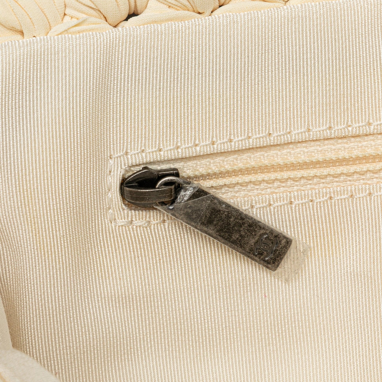 Neoprene Fancy Crochet Flap