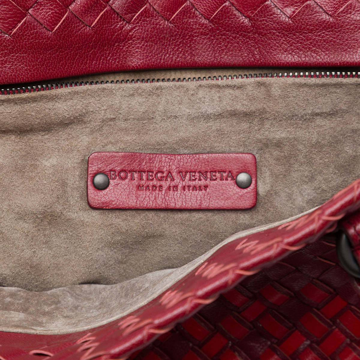 Bottega Veneta Bicolor Nappa Intrecciato Bucket Bag — Red