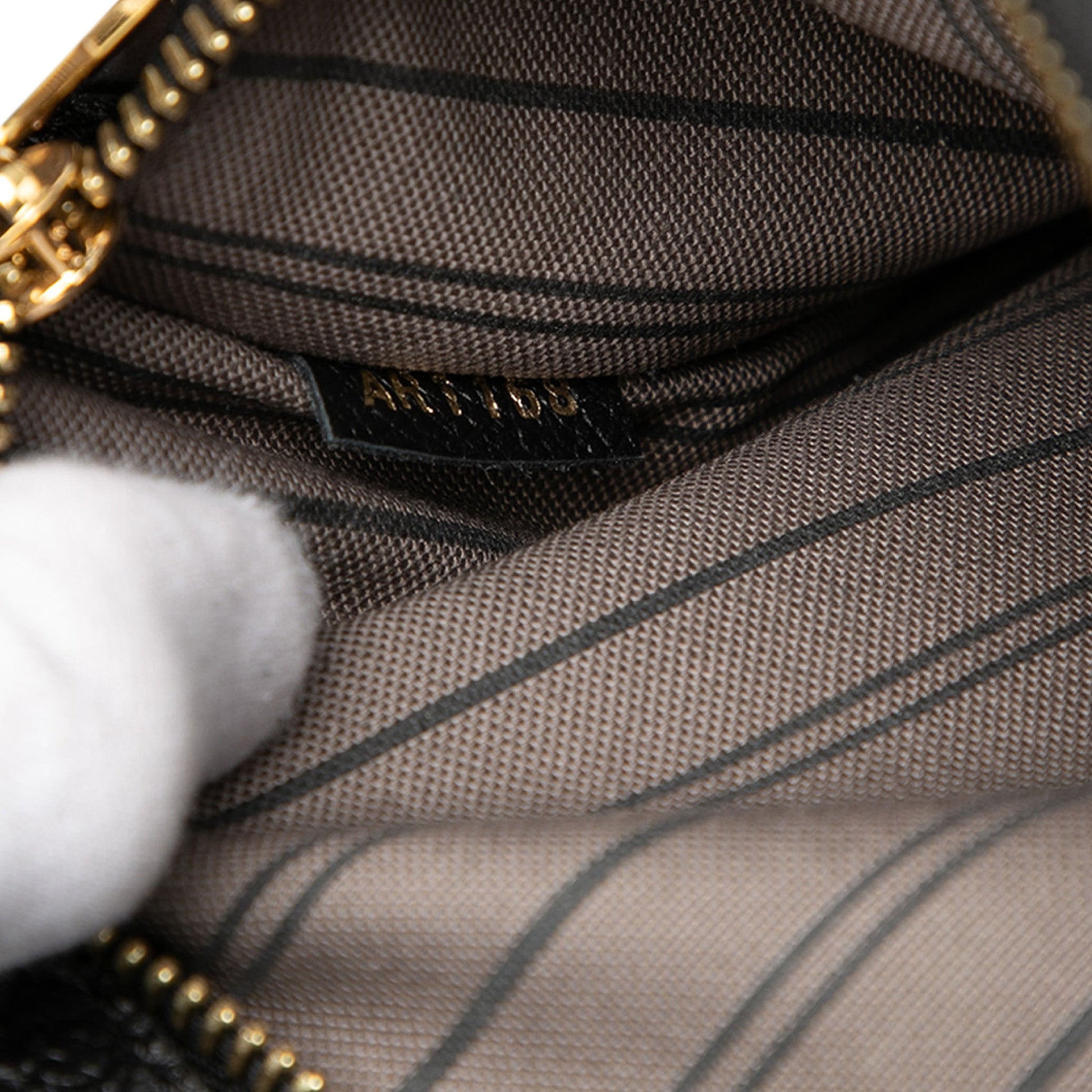 Monogram Empreinte Pochette Metis