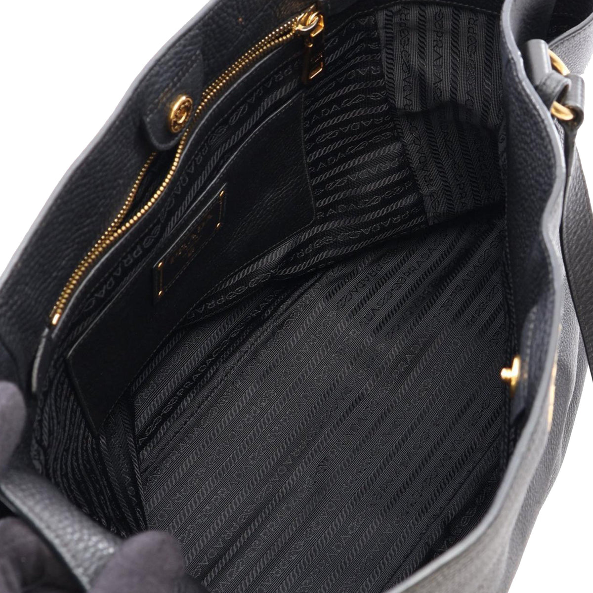 Prada Vitello Daino Tote — Black