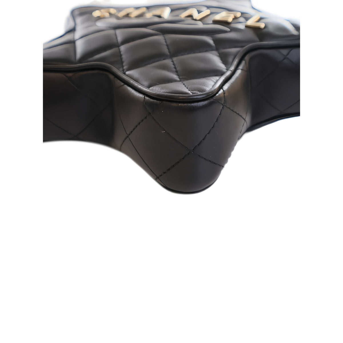 Chanel Quilted Lambskin Walk Of Fame Star Crossbody — Black