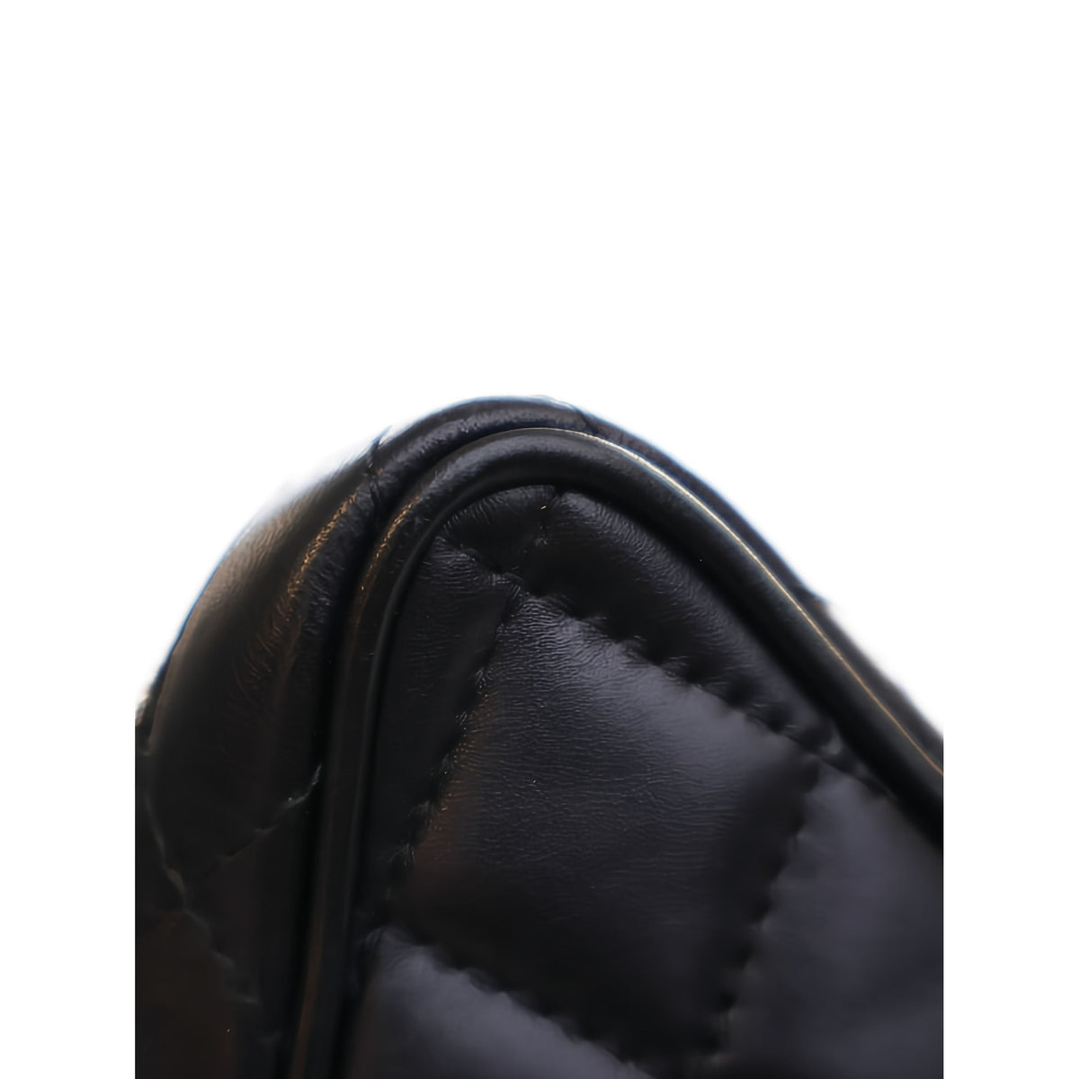 Chanel Quilted Lambskin Walk Of Fame Star Crossbody — Black