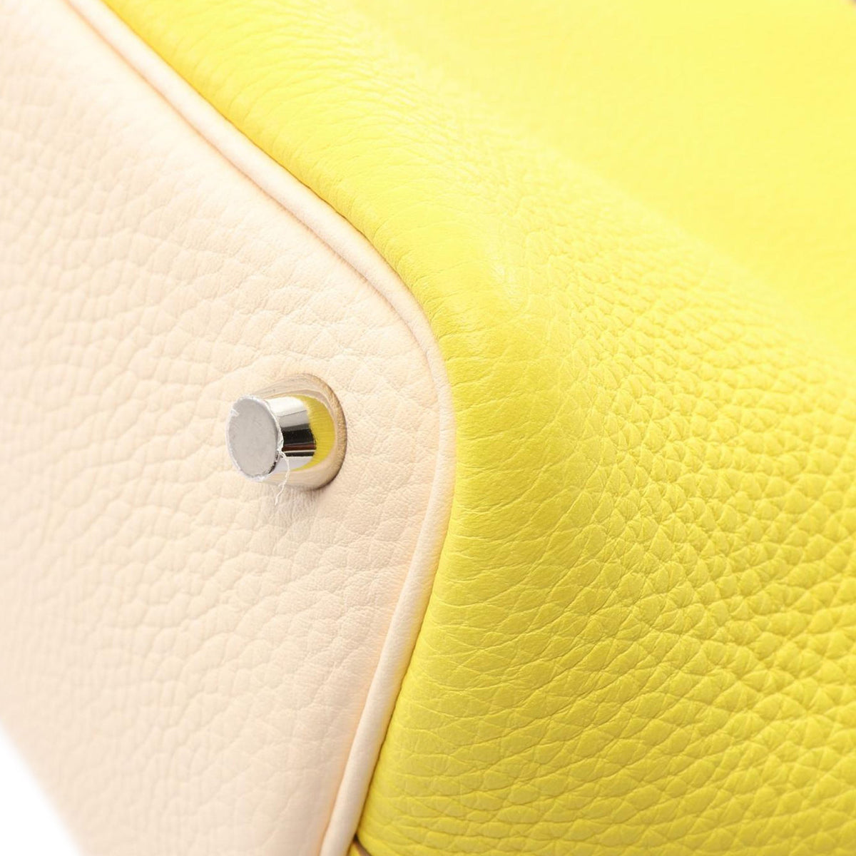 Hermès Clemence Casaque Picotin 18