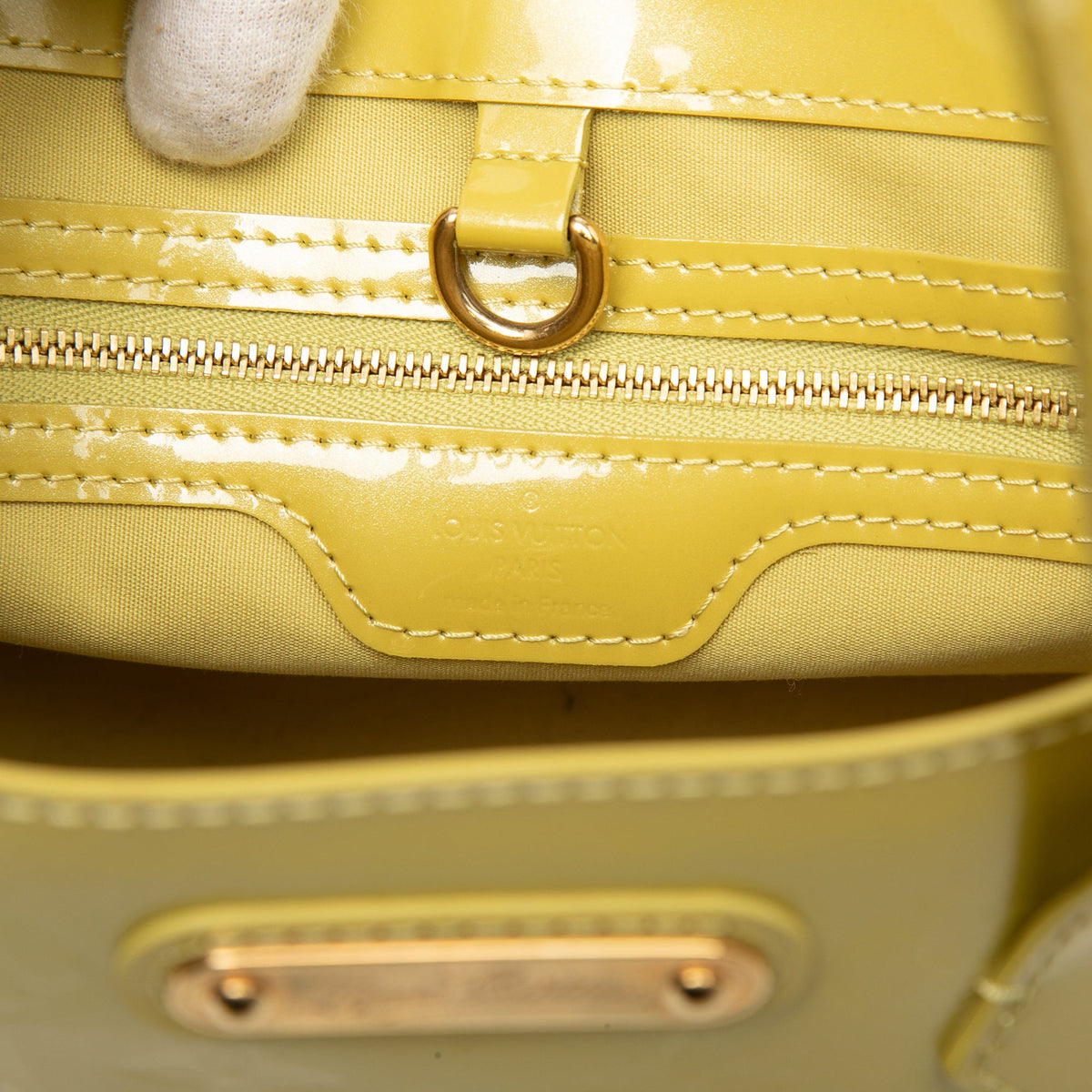 Louis Vuitton Monogram Vernis Wilshire PM
