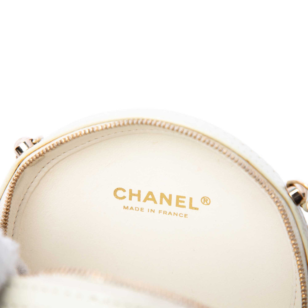 Chanel CC Quilted Lambskin Round Clutch with Chain — White