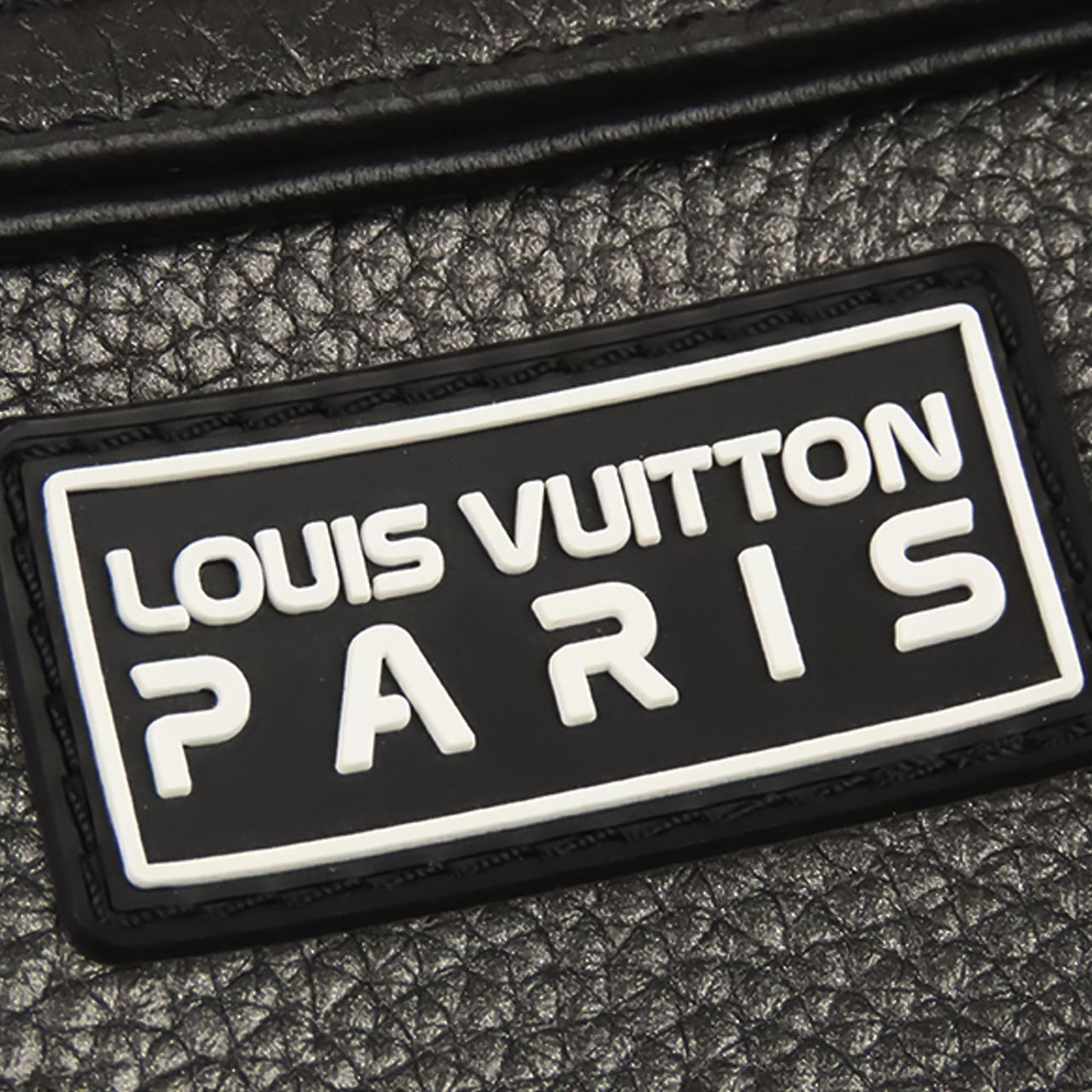 Louis Vuitton Taurillon Alpha