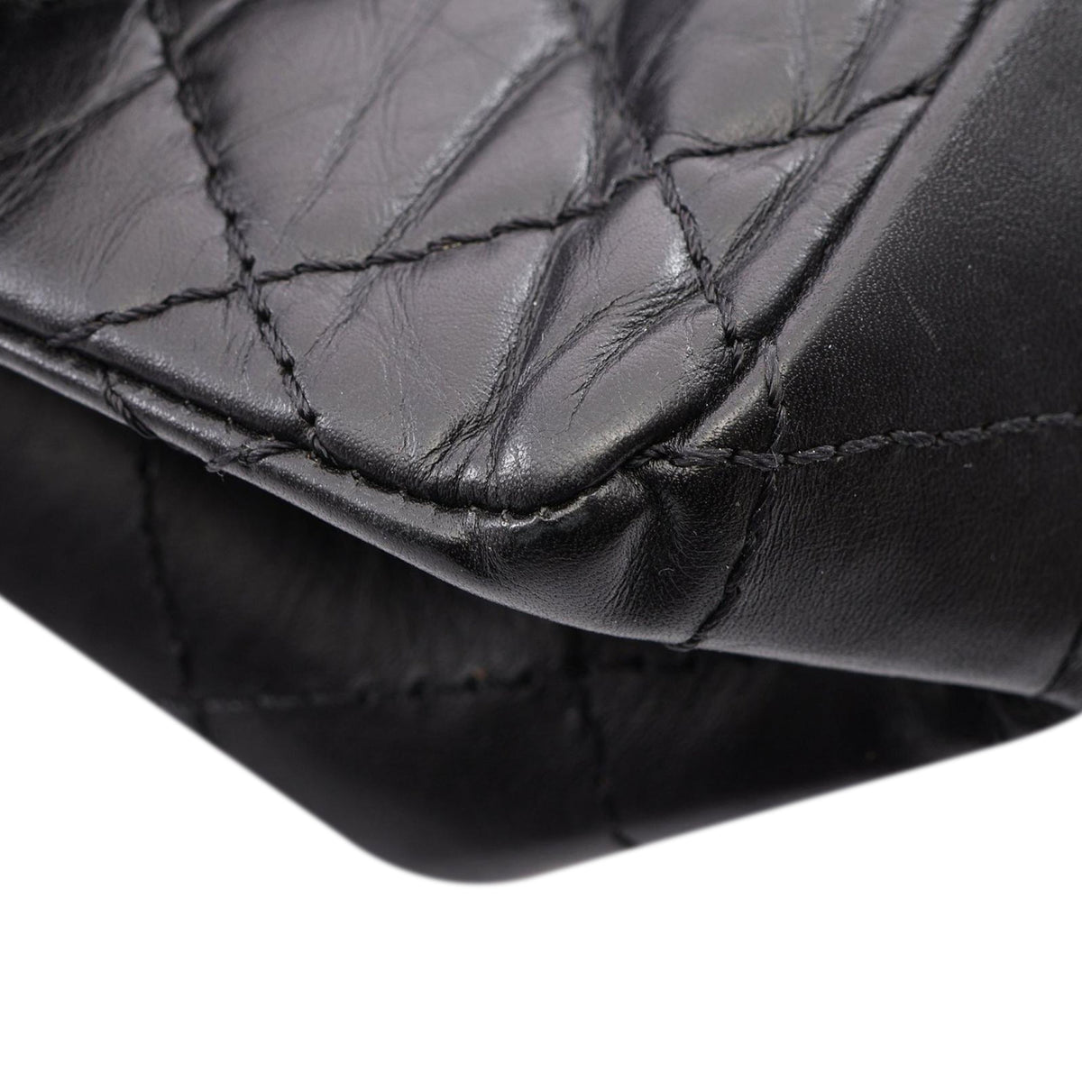 Chanel Quilted Aged Calfskin Reissue 2.55 Single Flap 225 — Black