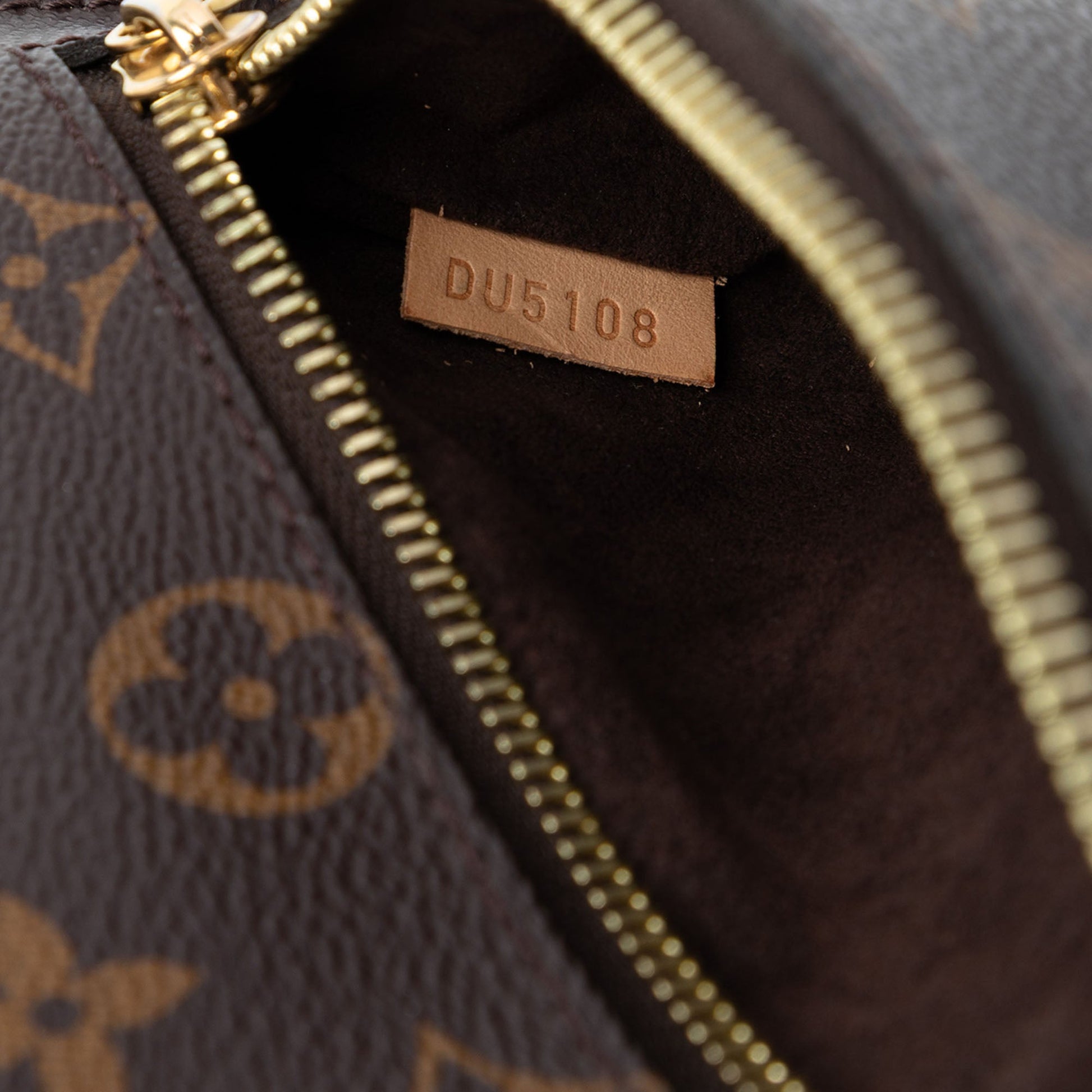 Monogram Pochette Metis