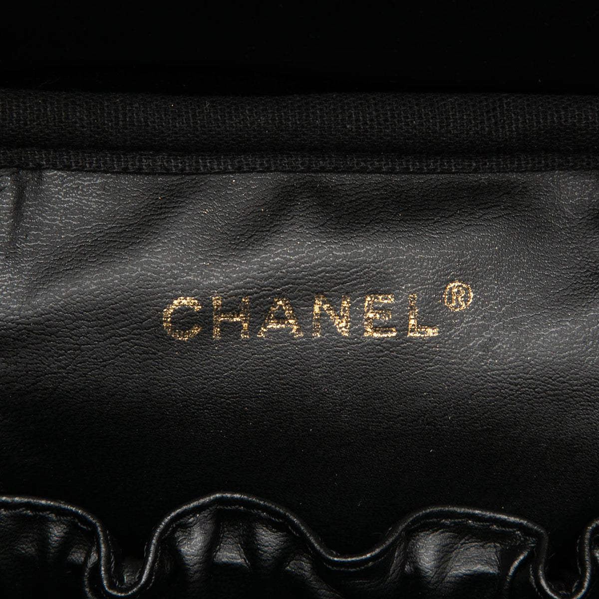 Chanel CC Caviar Vanity Case — Black
