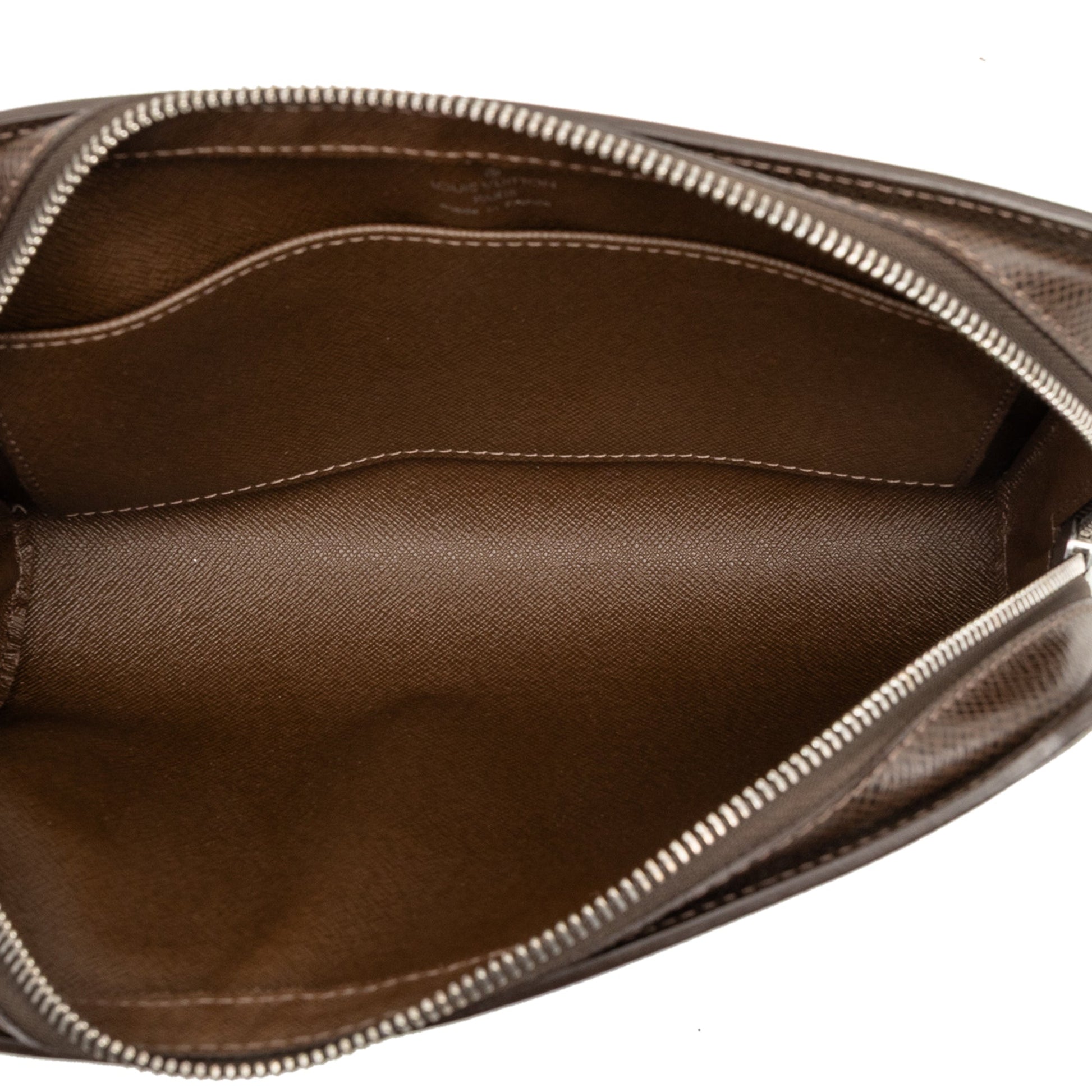 Louis Vuitton Taiga Pochette Baikal