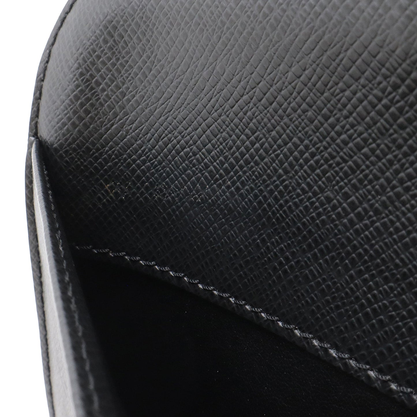 Louis Vuitton Taiga Pochette Baikal