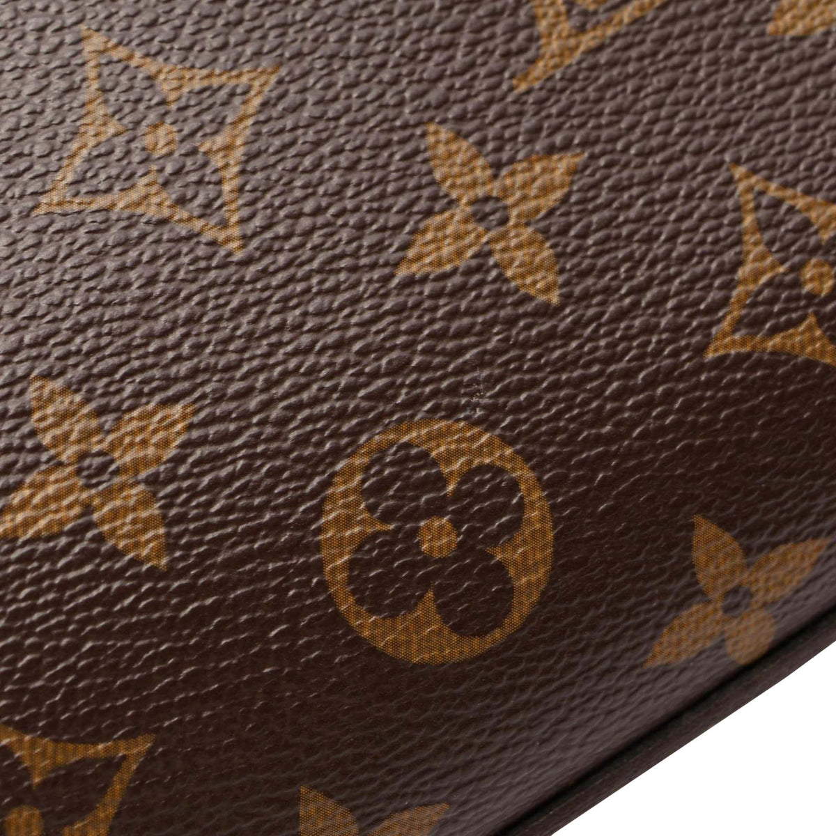 Louis Vuitton Monogram Montaigne GM