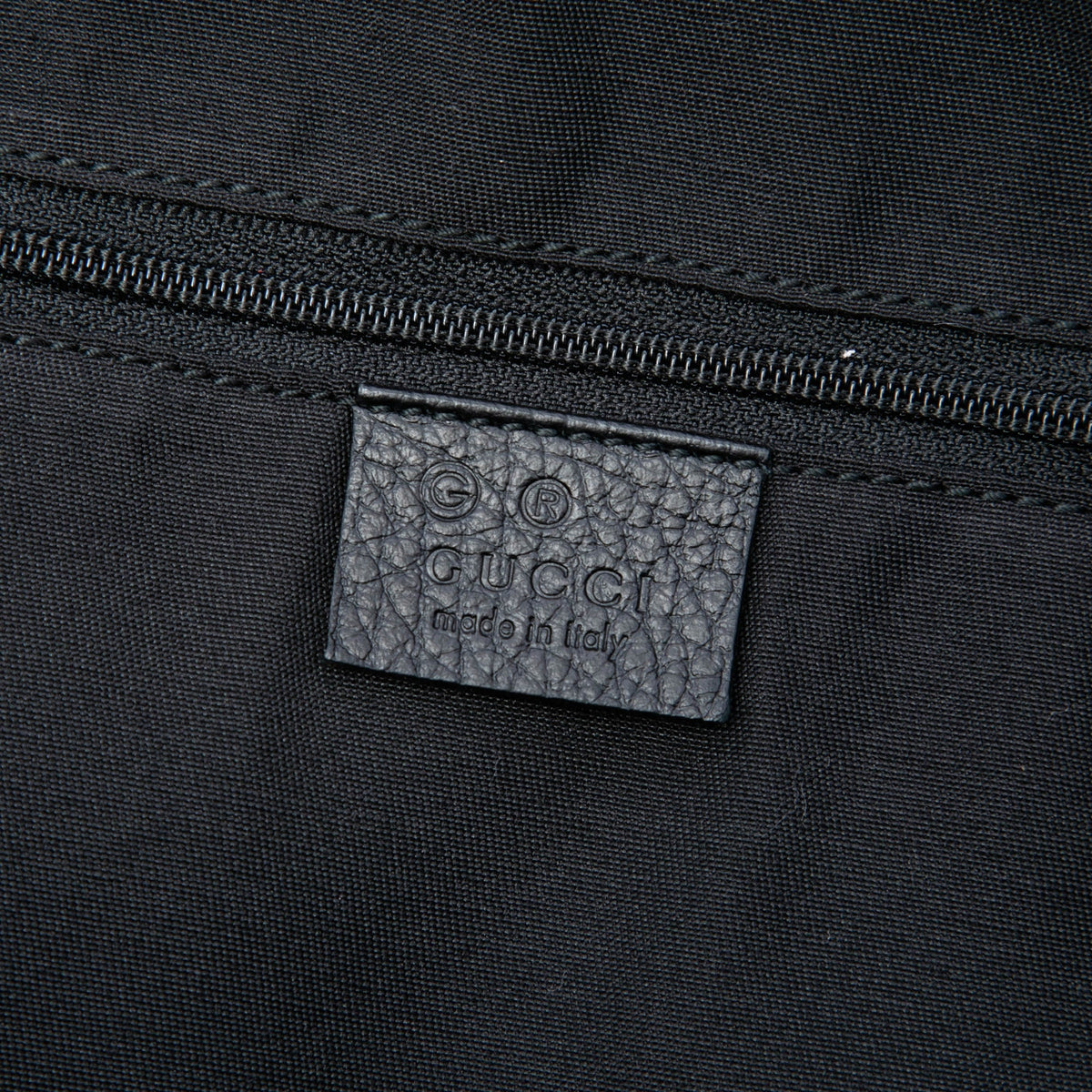 Gucci Large Pebbled Calfskin Bamboo Bar Tote — Black