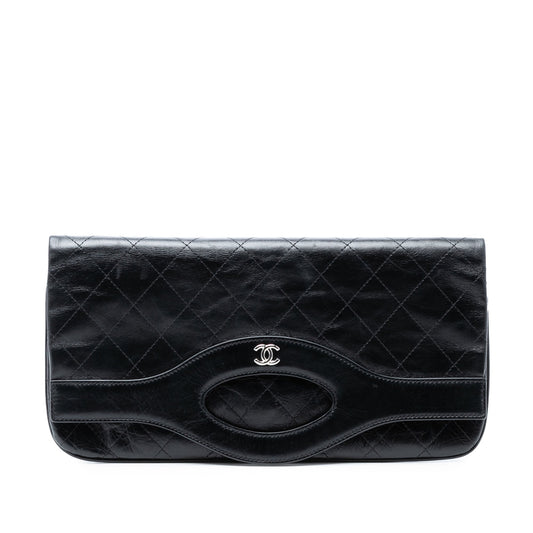 Large Shiny Crumpled Calfskin 31 Clutch