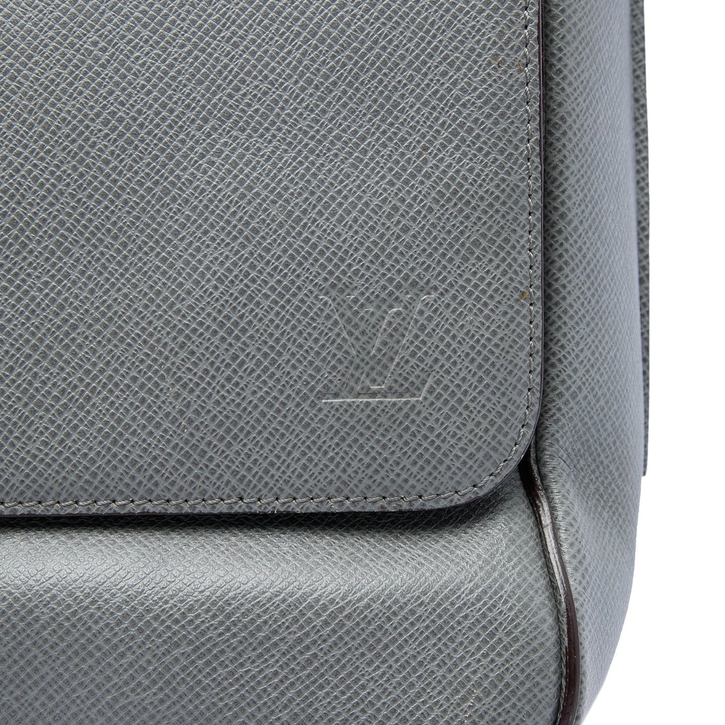 Louis Vuitton Taiga Roman GM