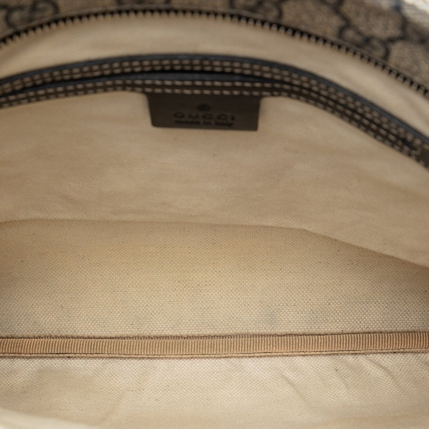 Gucci GG Supreme Crossbody