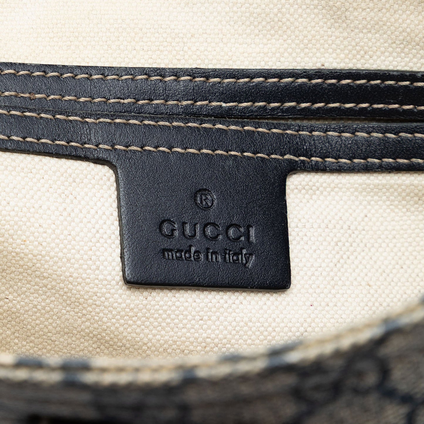 Gucci GG Supreme Crossbody