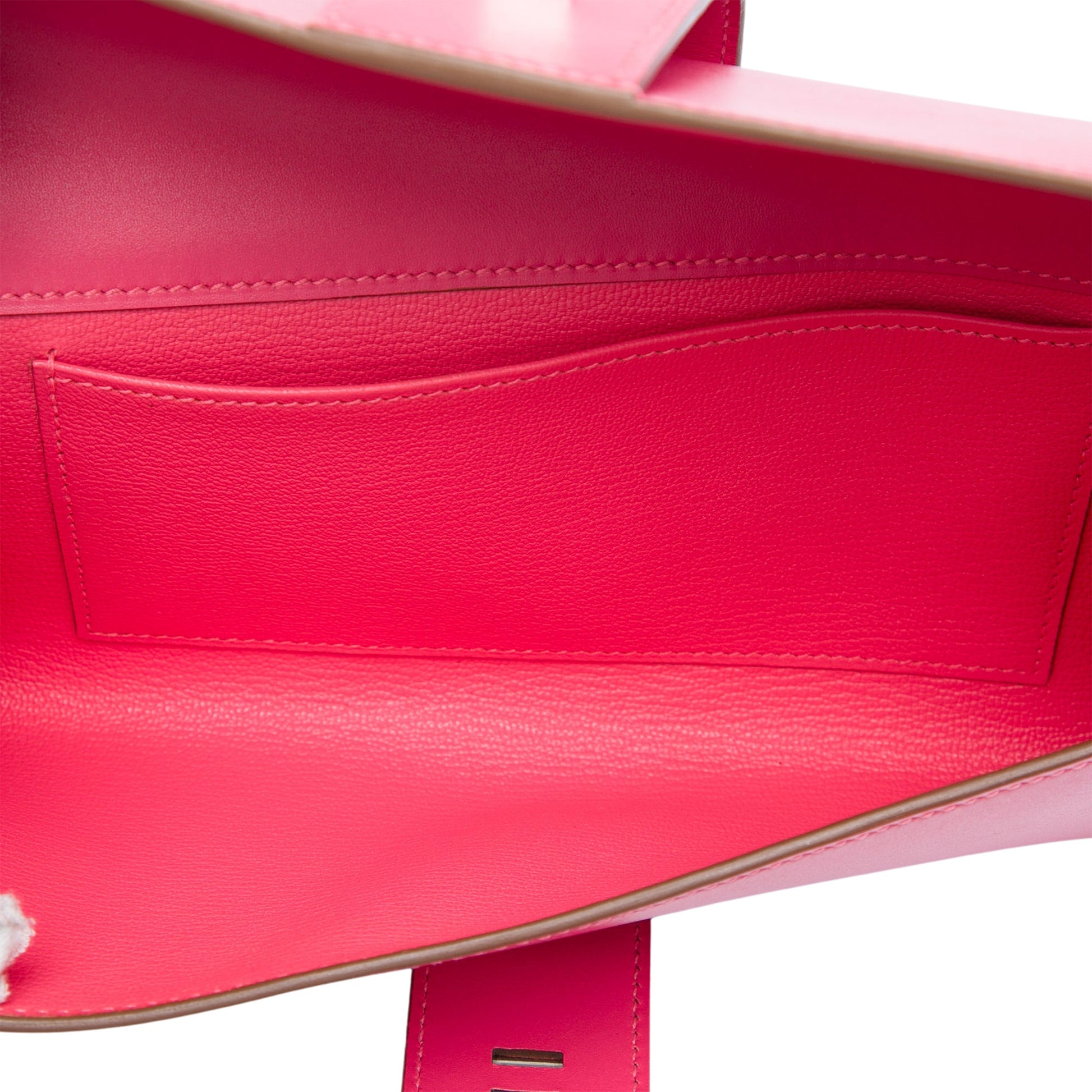 Hermès Tadelakt Medor Clutch 23