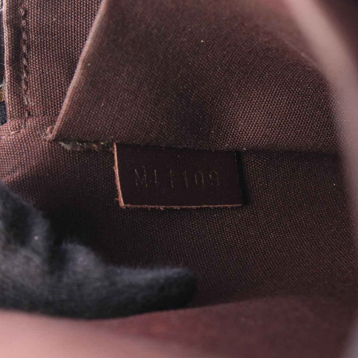 Louis Vuitton Monogram Vernis Pochette Felicie — Purple