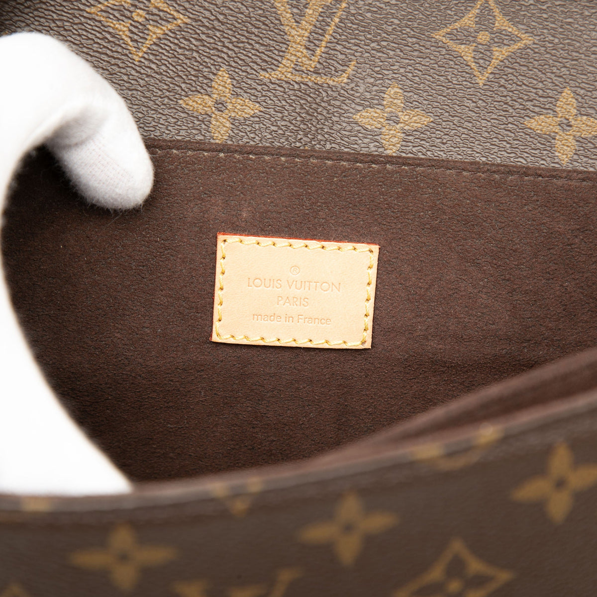 Louis Vuitton Monogram Pochette Metis