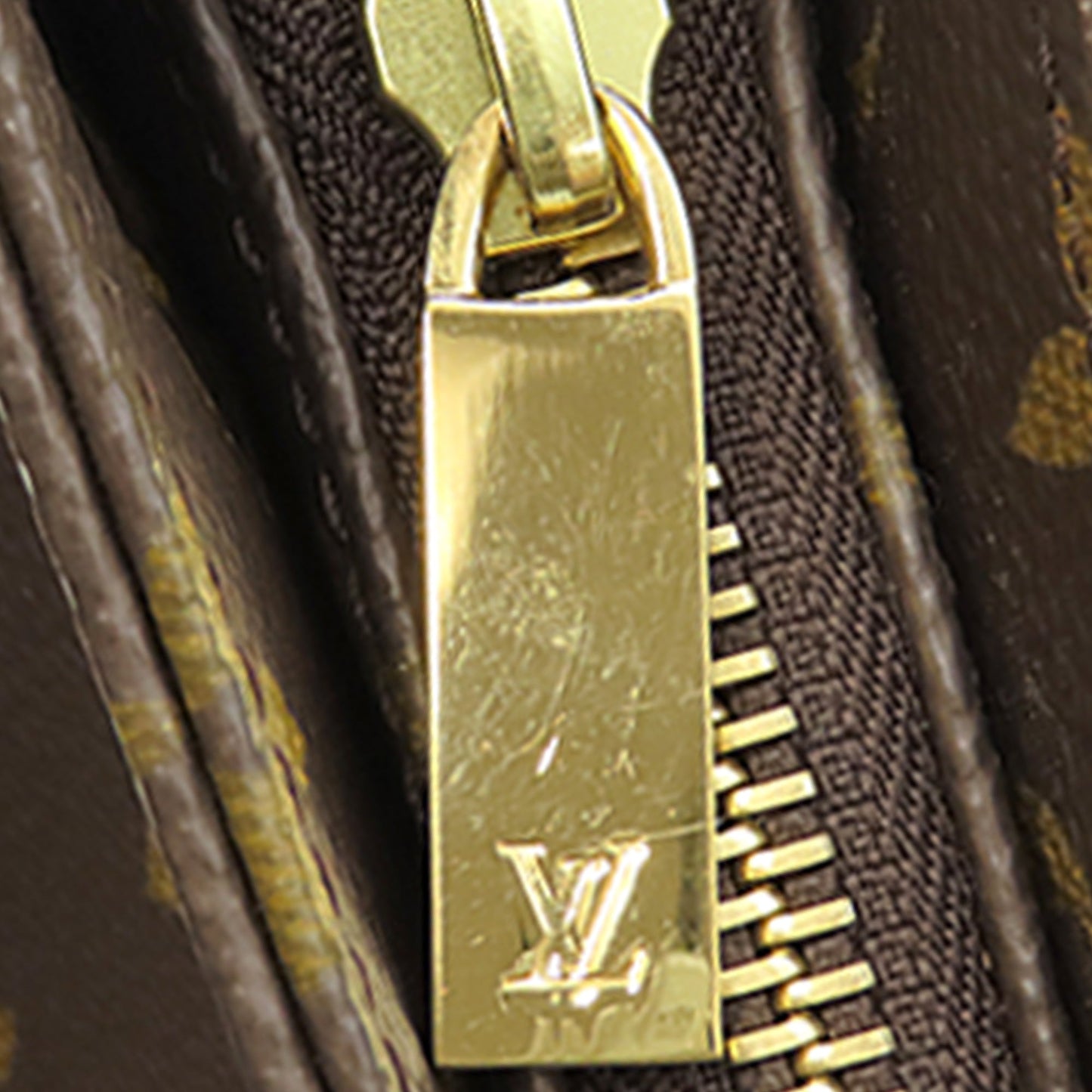 Louis Vuitton Monogram Looping GM