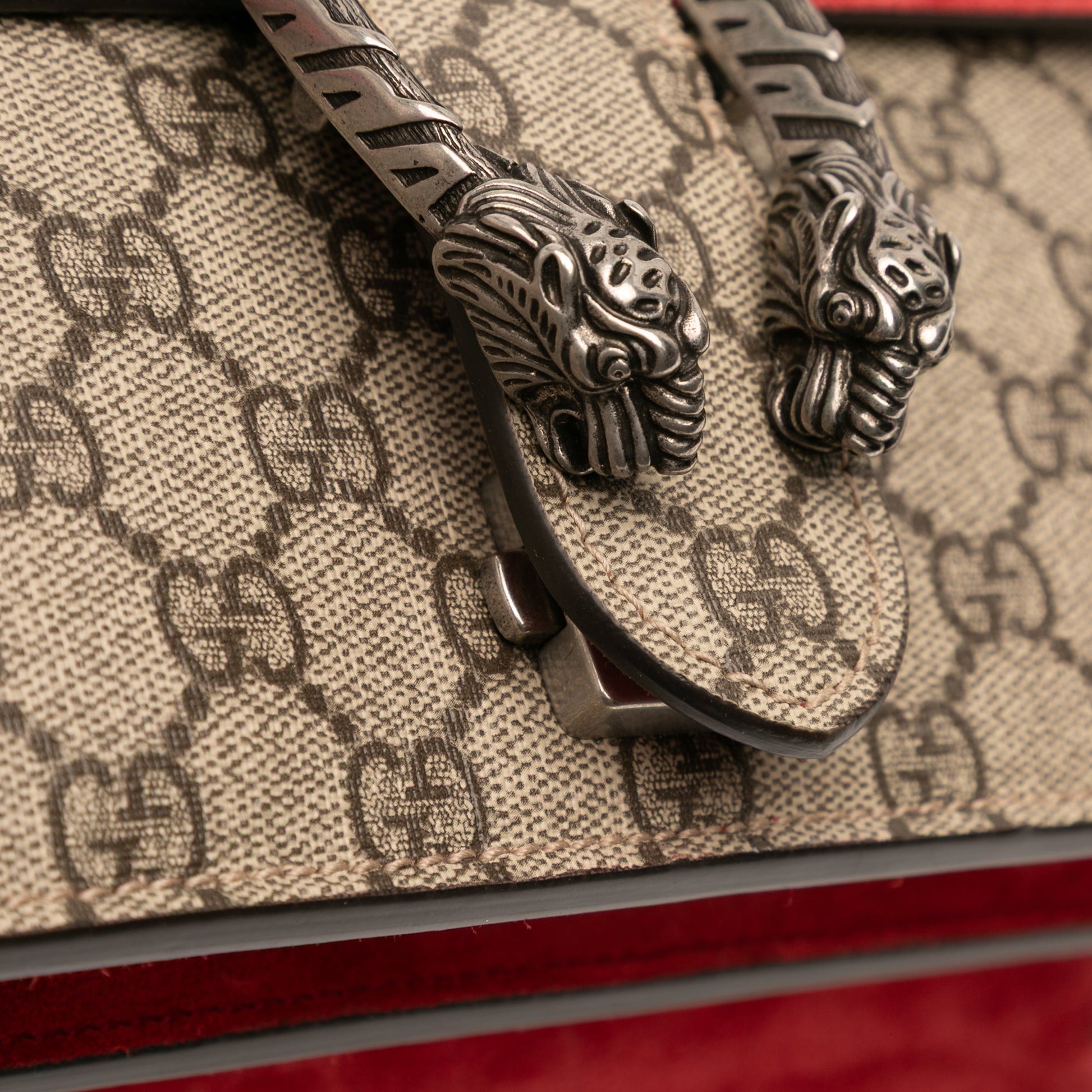 Gucci Medium GG Supreme Dionysus Shoulder Bag