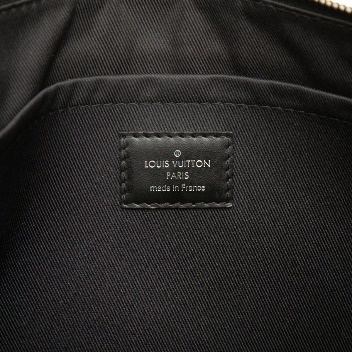 Louis Vuitton Monogram Eclipse Discovery Pochette GM — Black