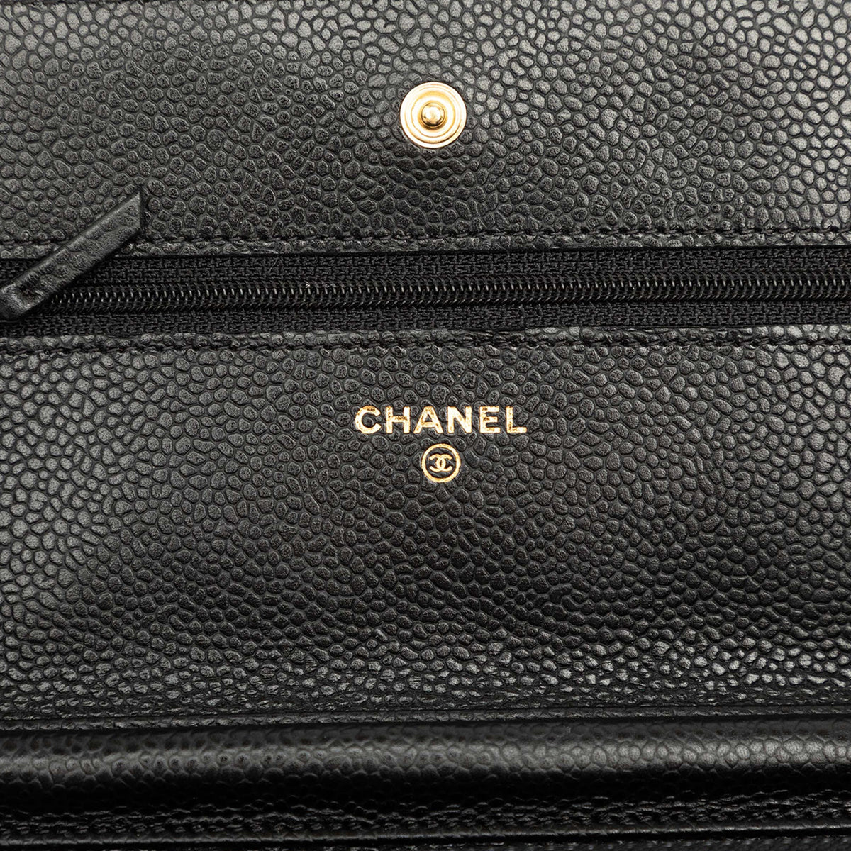Chanel CC Quilted Caviar Wallet on Chain