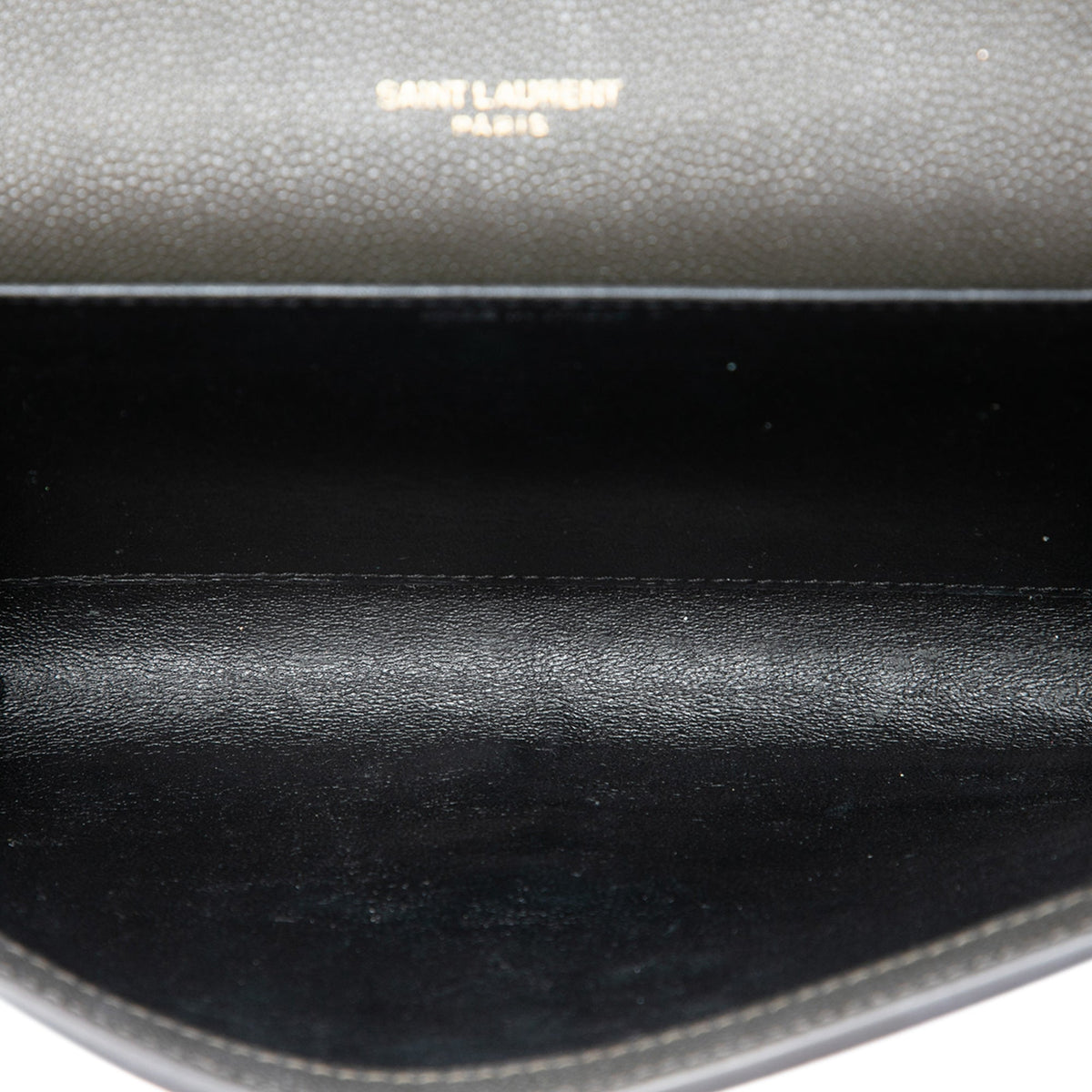Saint Laurent Grain De Poudre Uptown Chain Wallet — Gray