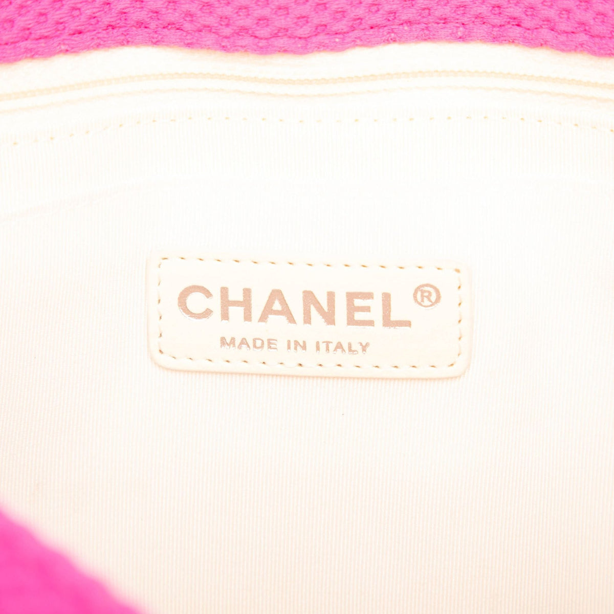 Chanel Jumbo Classic Mesh Single Flap — Pink