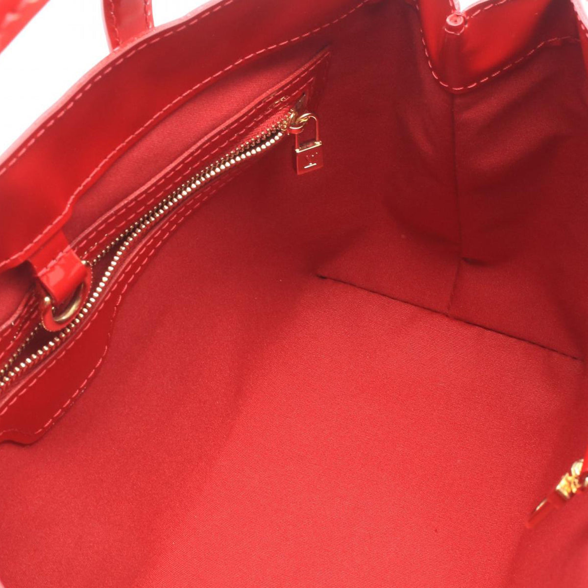 Louis Vuitton Monogram Vernis Wilshire PM — Red