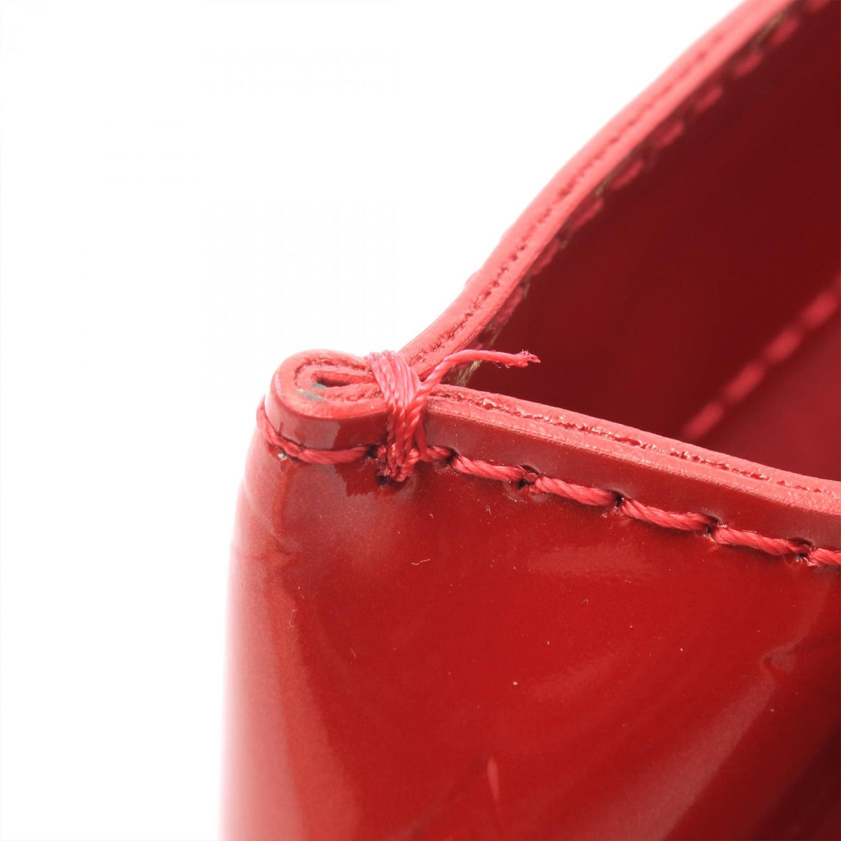 Louis Vuitton Monogram Vernis Wilshire PM — Red